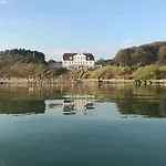 Strandhotel Rosnaes 3*