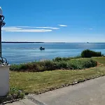 Strandhotel Rosnaes 3*