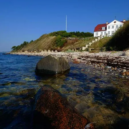Strandhotel Rosnaes カロンボー