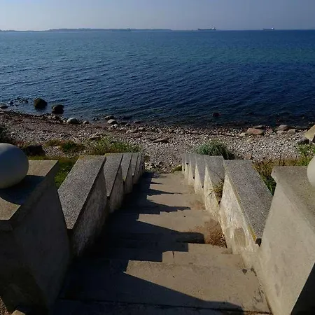 Strandhotel Rosnaes Hotel