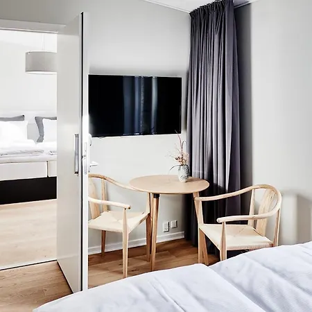 Strandhotel Rosnaes 3*