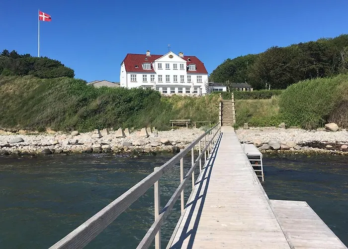 فندق Strandhotel Rosnaes