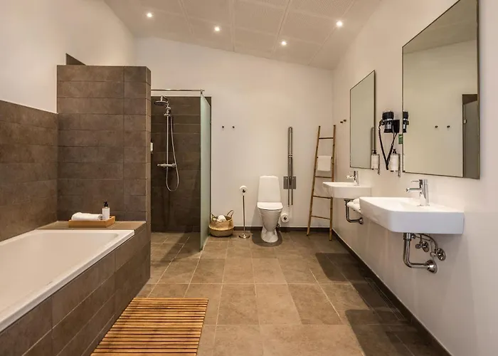 Strandhotel Rosnaes 3*