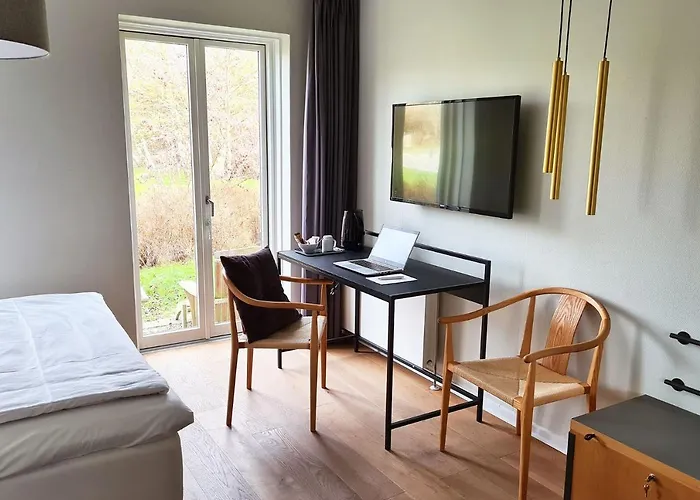 فندق Strandhotel Rosnaes كالوندبورج
