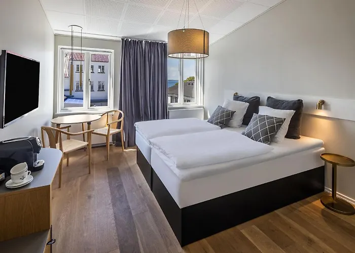 Strandhotel Rosnaes