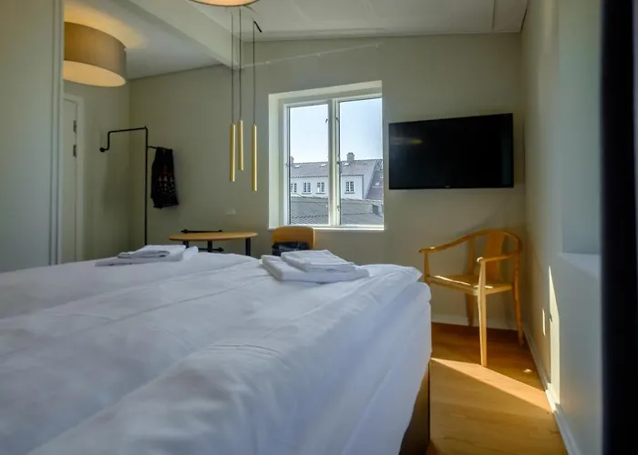 Strandhotel Rosnaes 3*